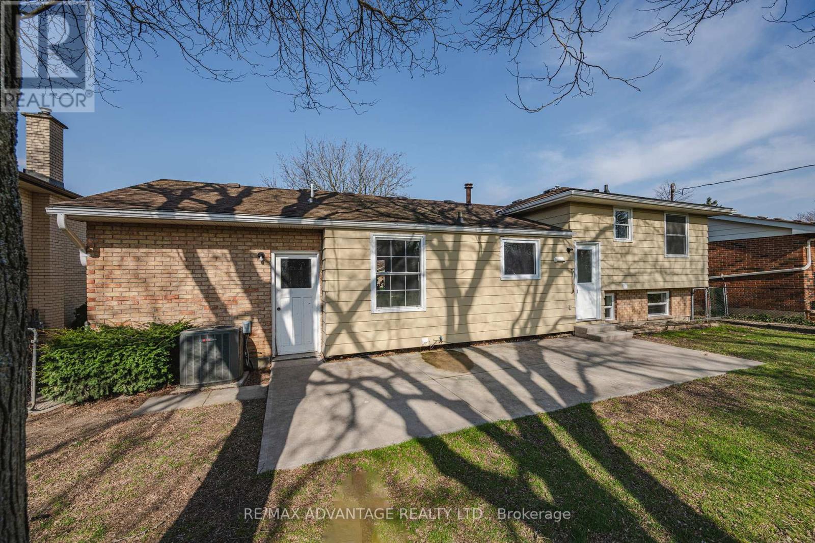26 Luton Crescent, St. Thomas, Ontario  N5R 5K1 - Photo 30 - X12102670