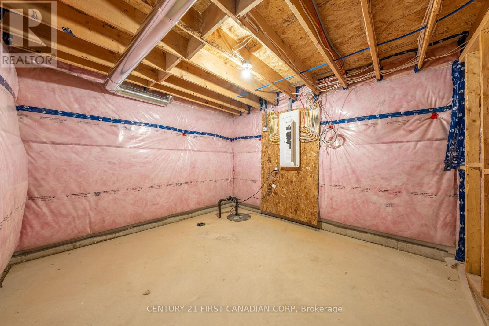 261 Stathis Boulevard, Sarnia, Ontario  N5S 0A8 - Photo 50 - X12102695