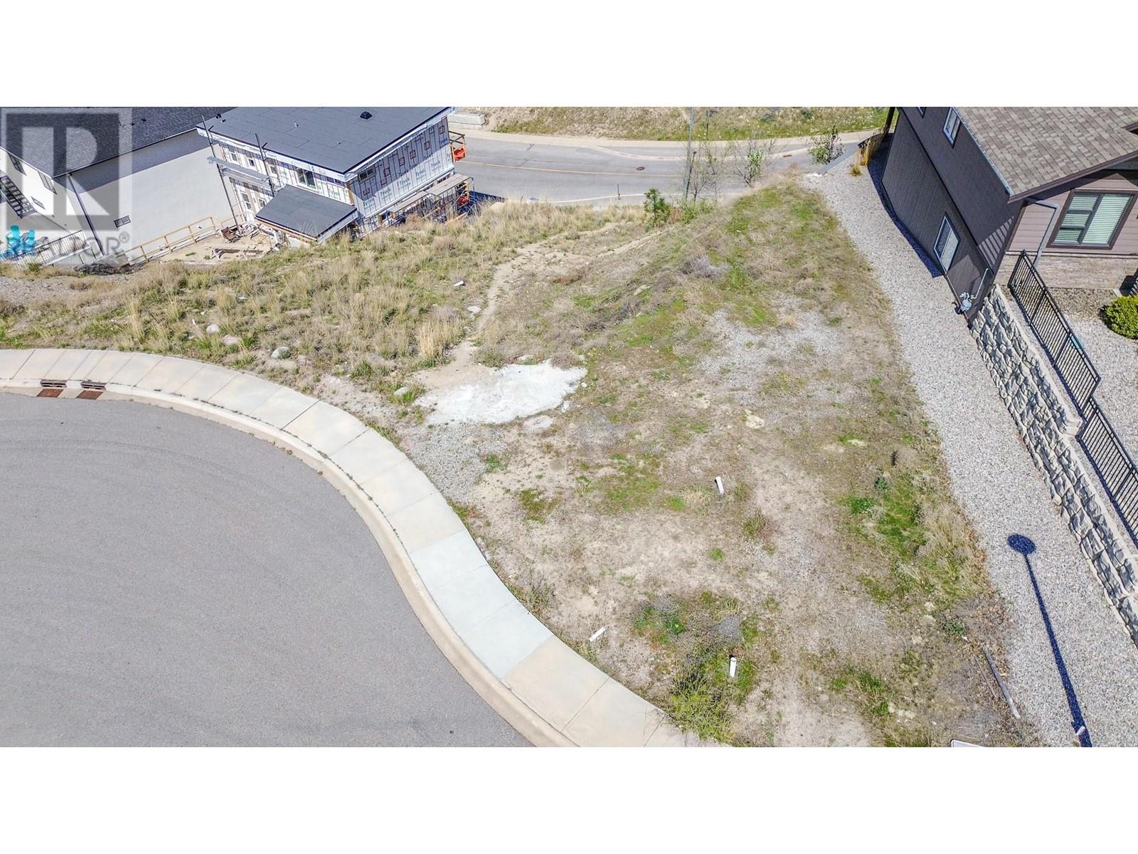 133 Timberstone Place, Penticton, British Columbia  V2A 0B5 - Photo 2 - 10344963