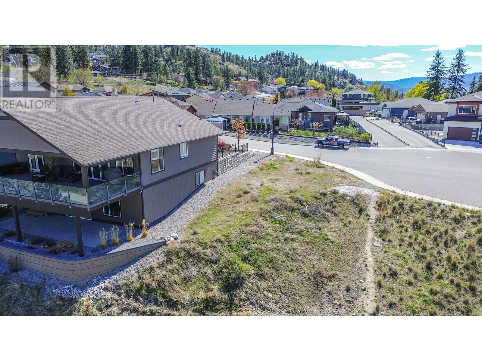 133 Timberstone Place, Penticton, British Columbia  V2A 0B5 - Photo 3 - 10344963