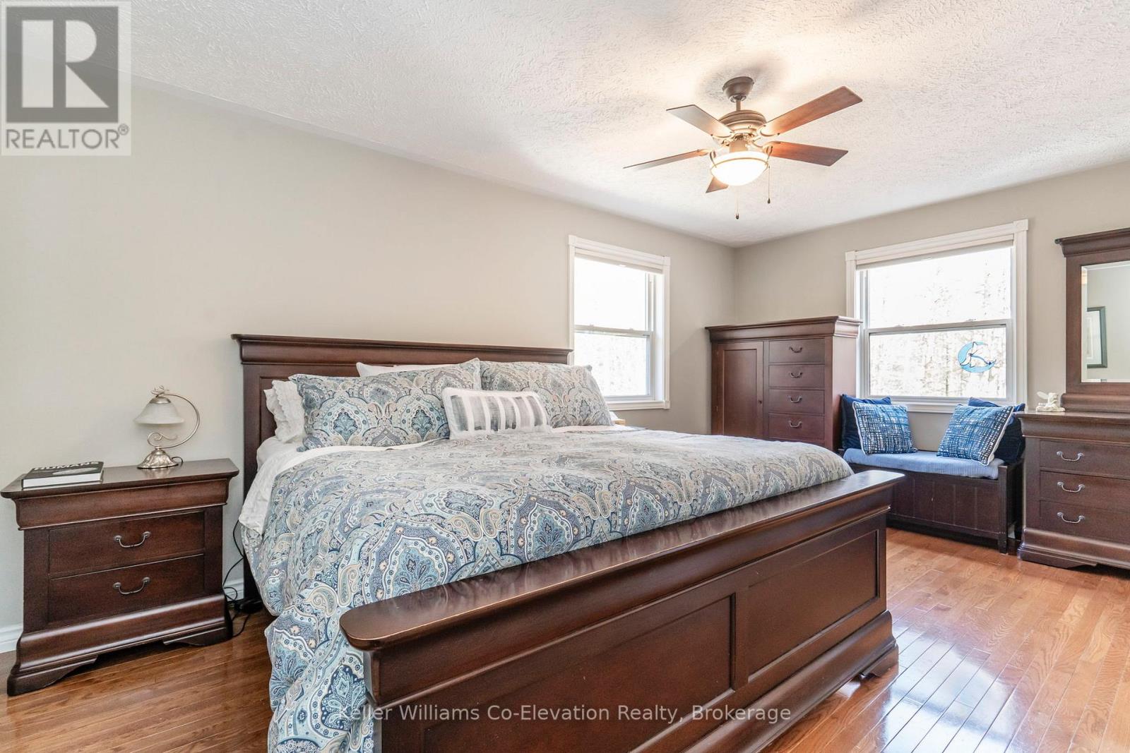 9 Whippoorwill Drive, Tiny, Ontario  L0L 2J0 - Photo 17 - S12102620