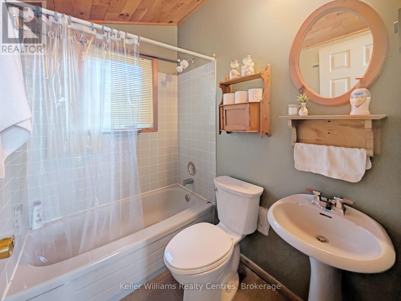 291 Tamarac Road, Northern Bruce Peninsula, Ontario  N0H 1W0 - Photo 27 - X12102656