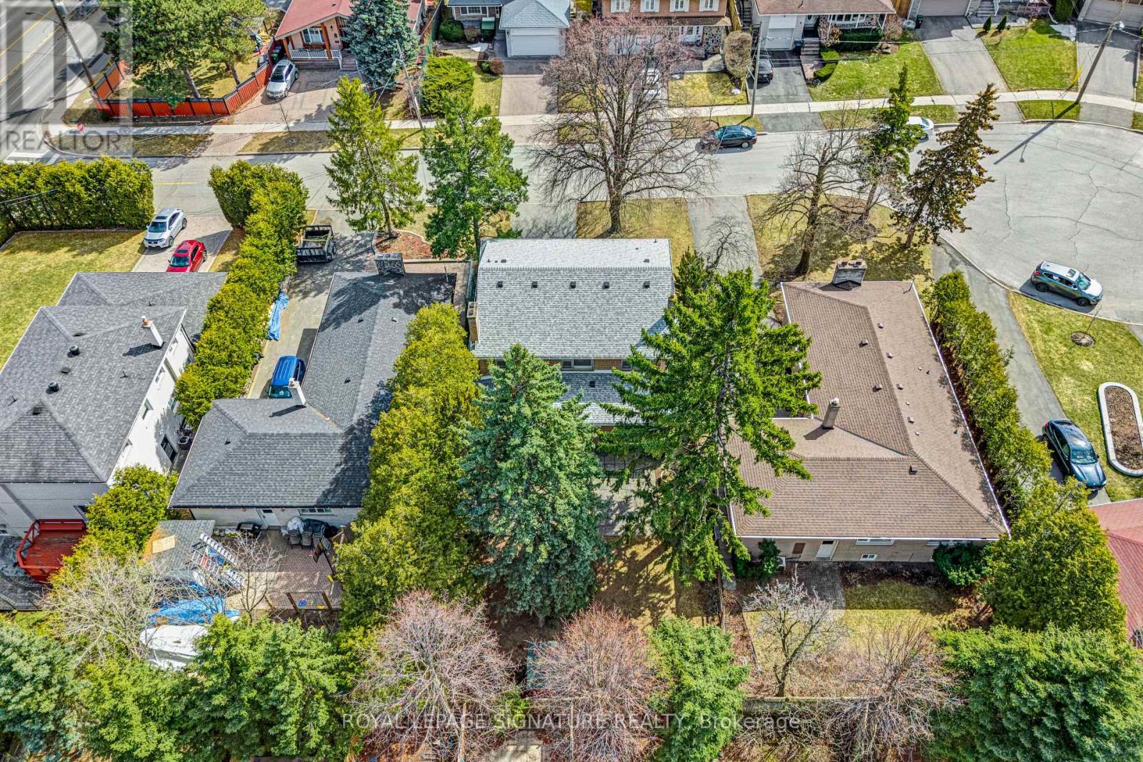 12 Feldbar Court, Toronto, Ontario  M2N 4P8 - Photo 34 - C12102605