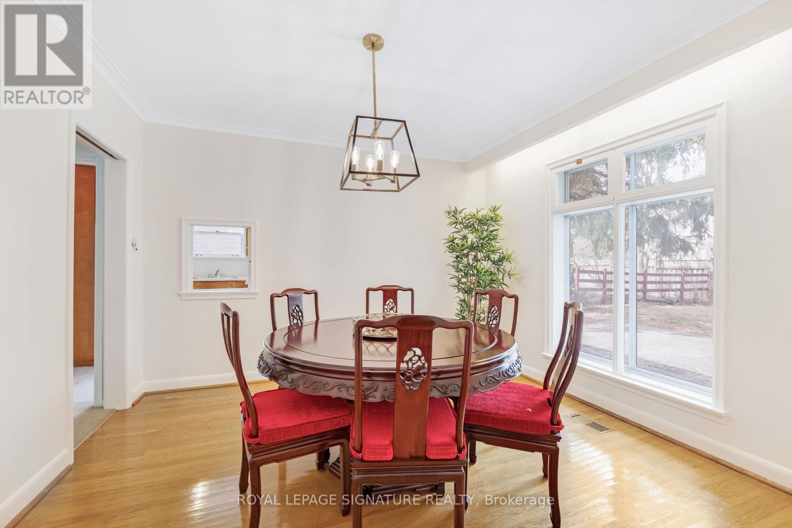12 Feldbar Court, Toronto, Ontario  M2N 4P8 - Photo 6 - C12102605