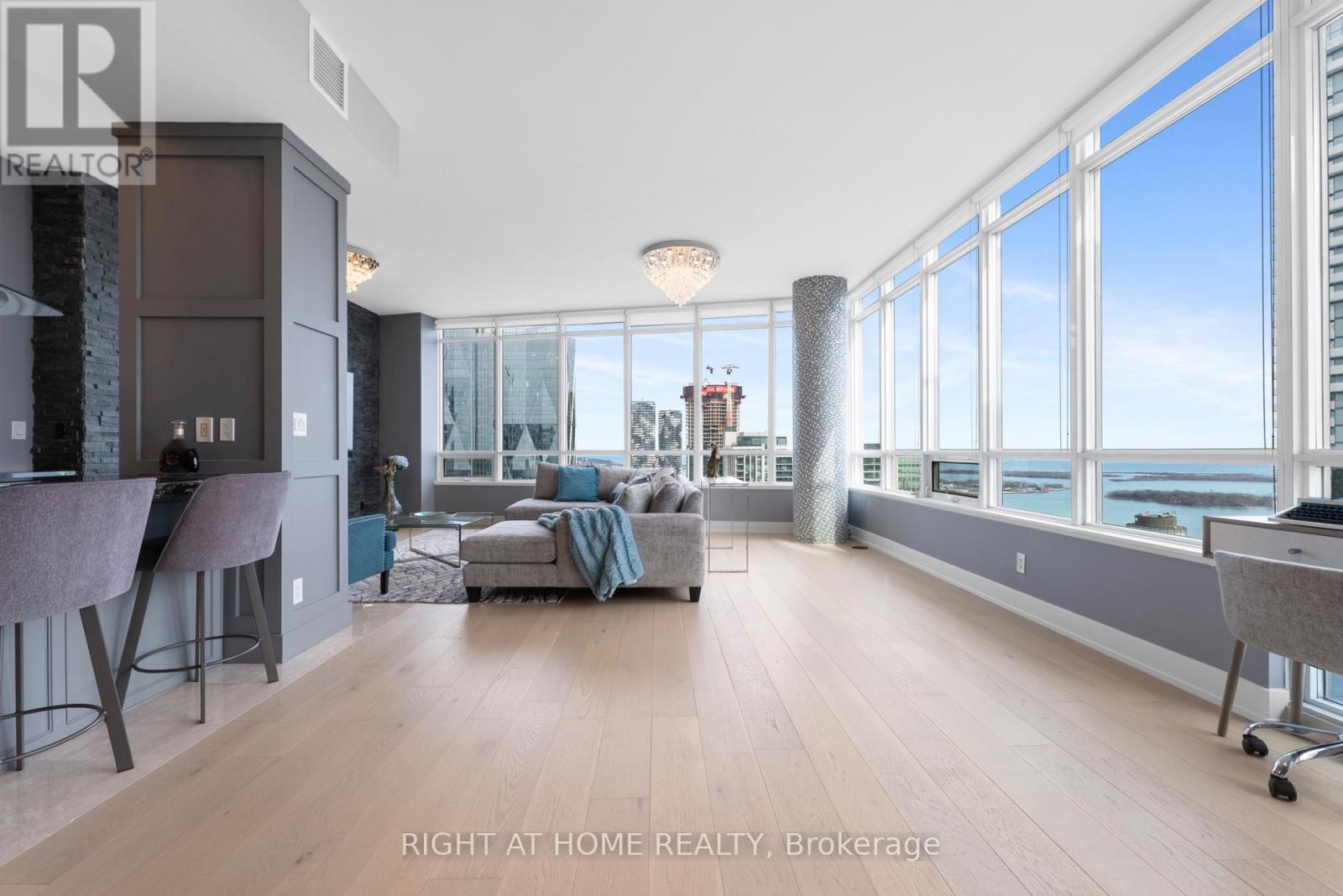 5104 - 65 Bremner Boulevard, Toronto, Ontario  M5J 0A7 - Photo 11 - C12102698