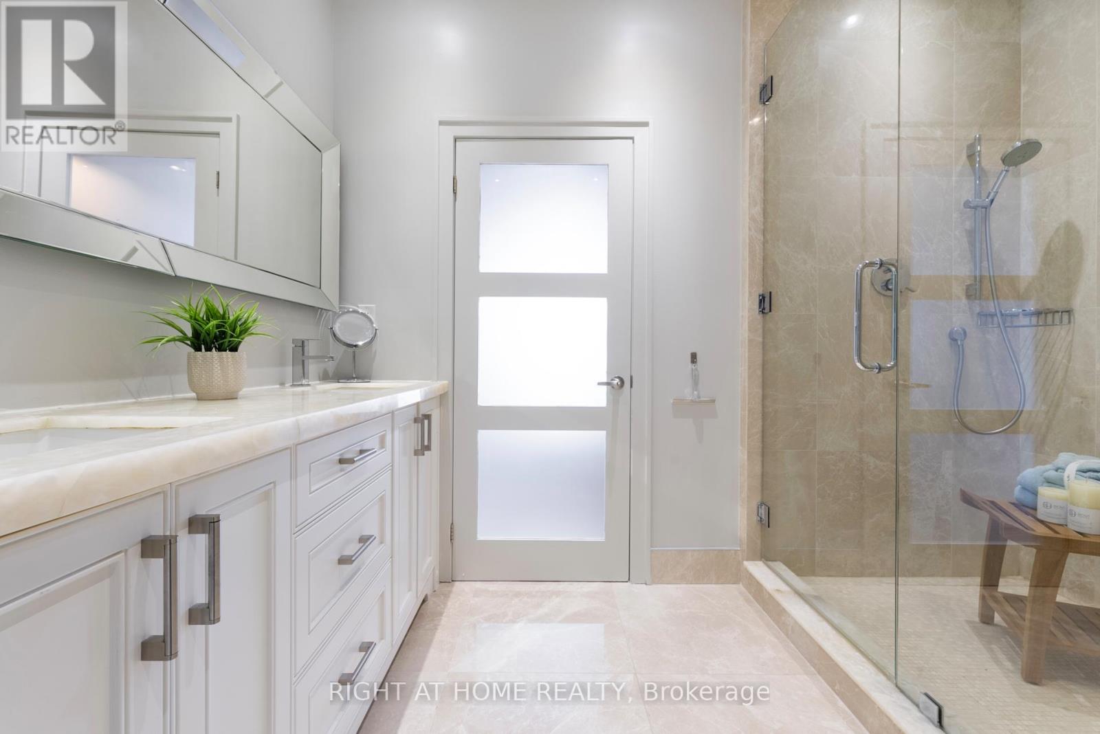 5104 - 65 Bremner Boulevard, Toronto, Ontario  M5J 0A7 - Photo 16 - C12102698