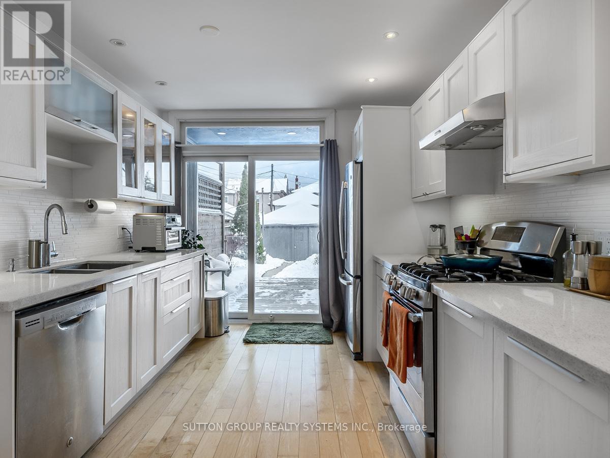 217 Earlscourt Avenue, Toronto, Ontario  M6E 4B4 - Photo 12 - W12102624