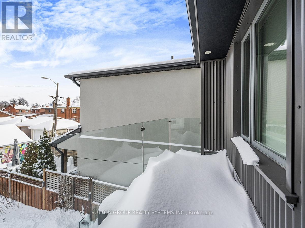 217 Earlscourt Avenue, Toronto, Ontario  M6E 4B4 - Photo 19 - W12102624