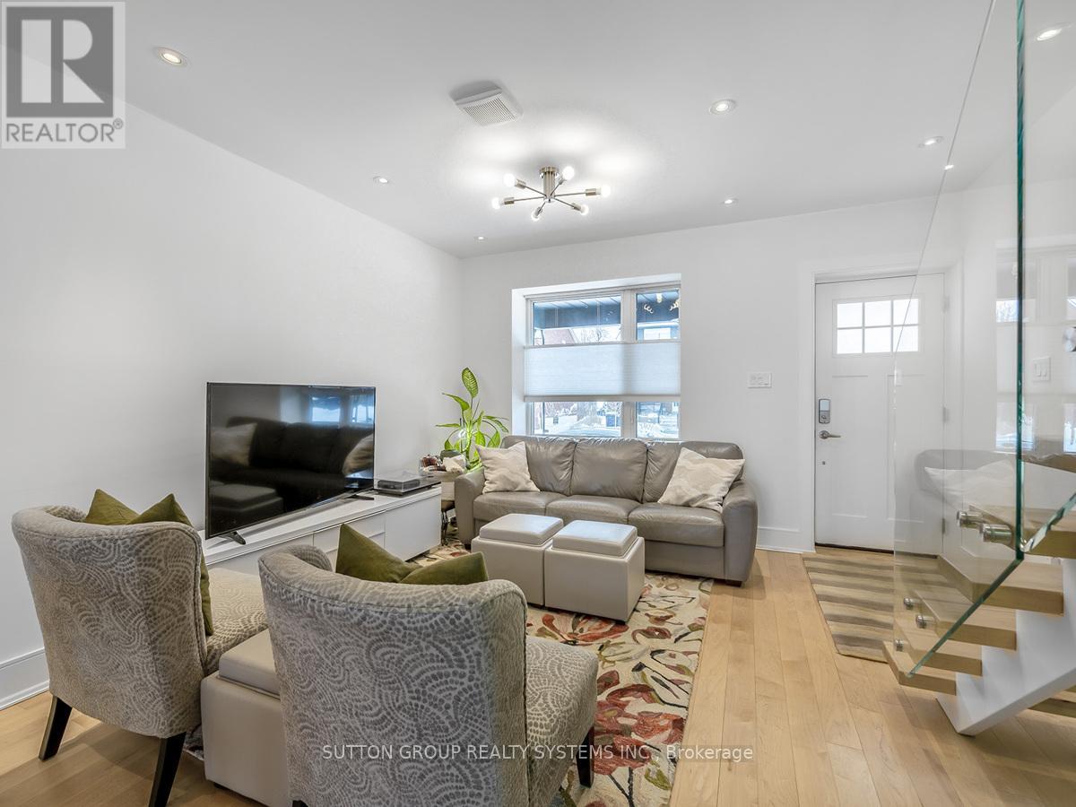 217 Earlscourt Avenue, Toronto, Ontario  M6E 4B4 - Photo 7 - W12102624