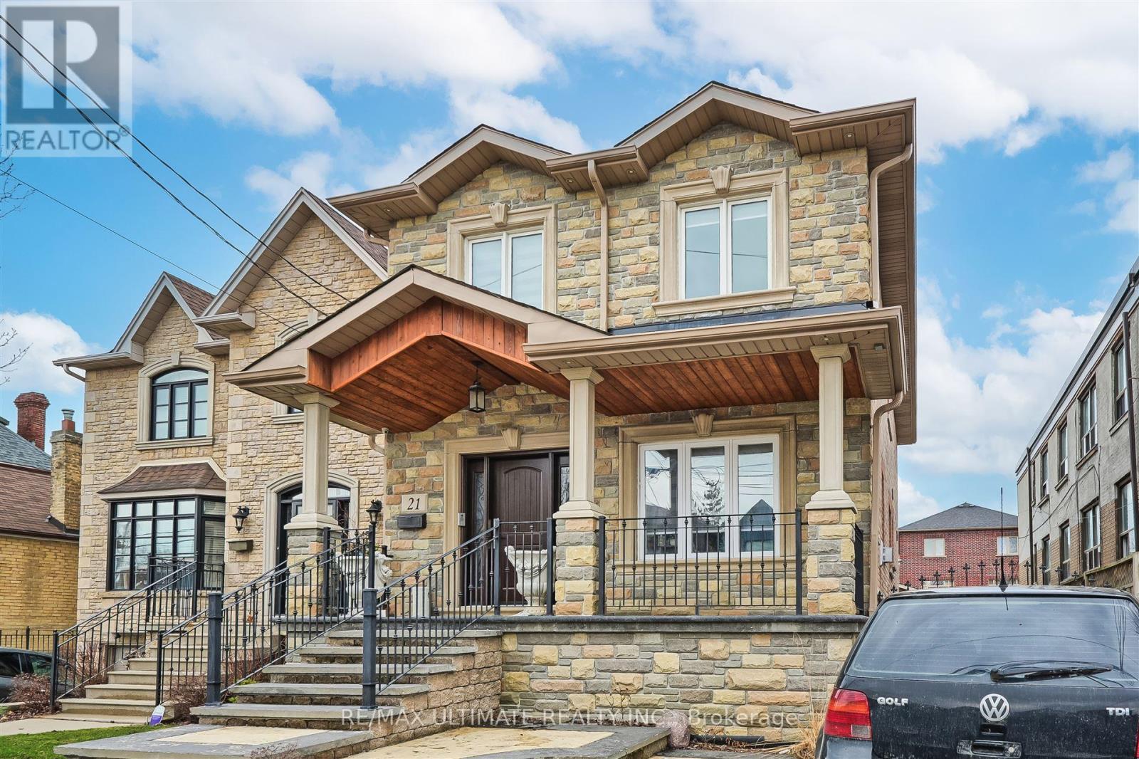 Property at 21 THORNTON AVENUE image 2