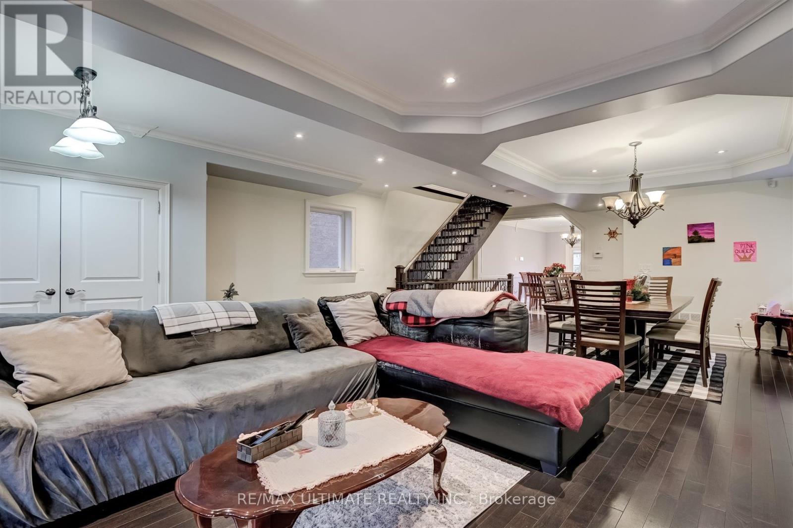 Property at 21 THORNTON AVENUE image 5