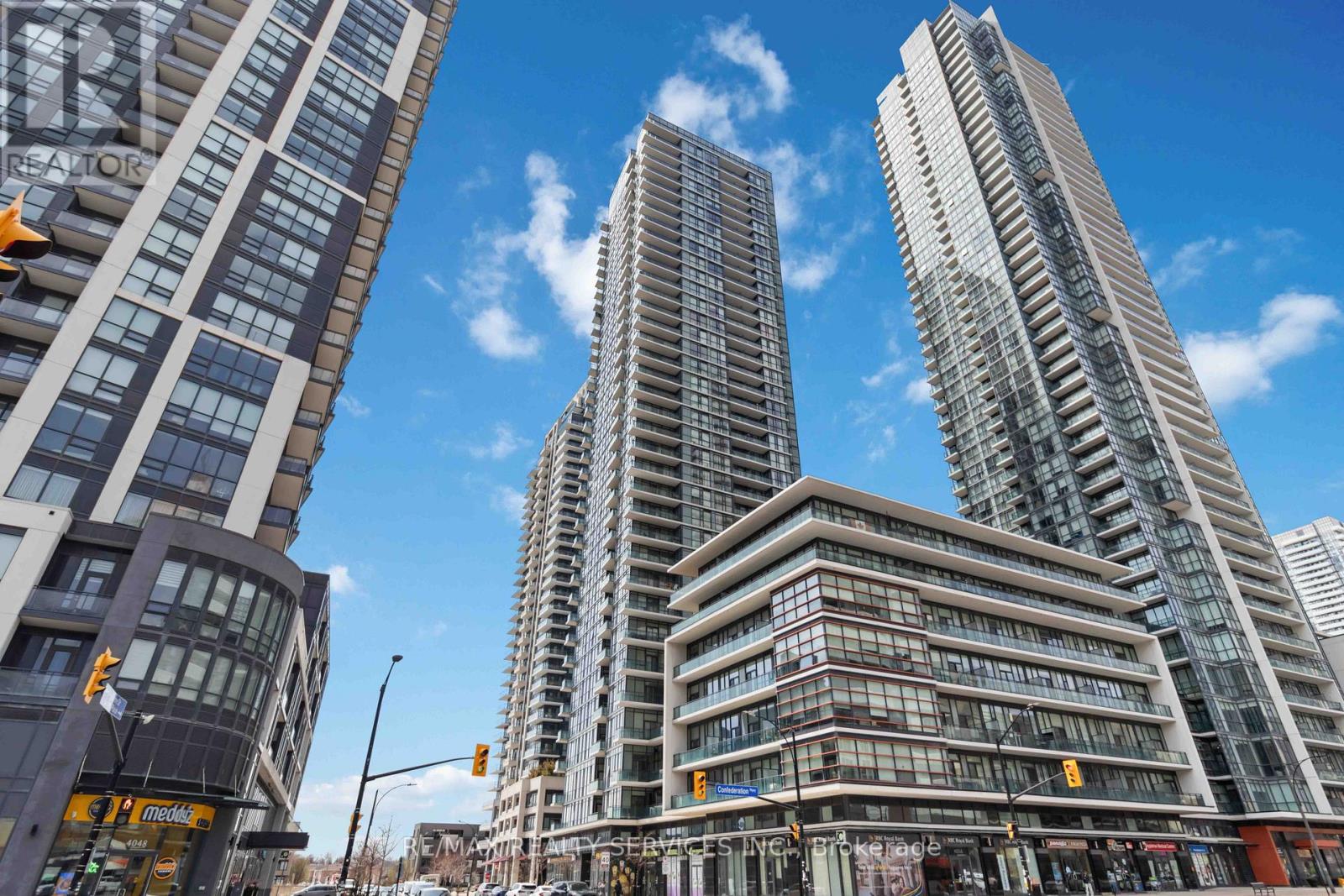 404 - 4065 Brickstone Mews, Mississauga, Ontario  L5B 0G3 - Photo 1 - W12102741