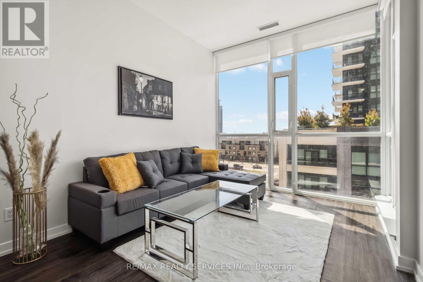 404 - 4065 Brickstone Mews, Mississauga, Ontario  L5B 0G3 - Photo 7 - W12102741