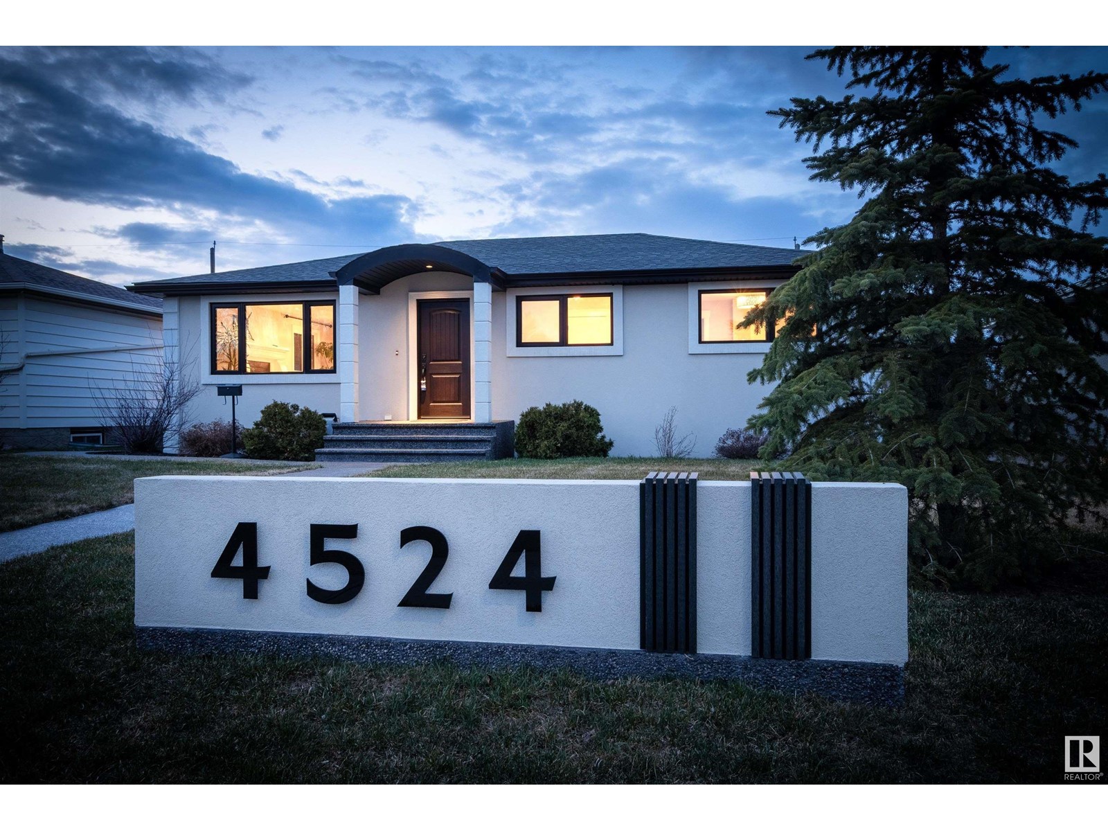 Property at 4524 109A AV NW image 2