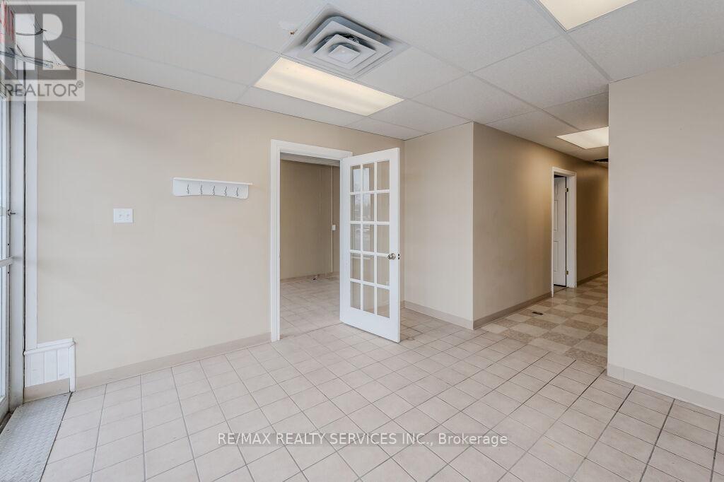 3590 Lobsinger Line, Woolwich, Ontario  N0B 2M0 - Photo 15 - X12102575