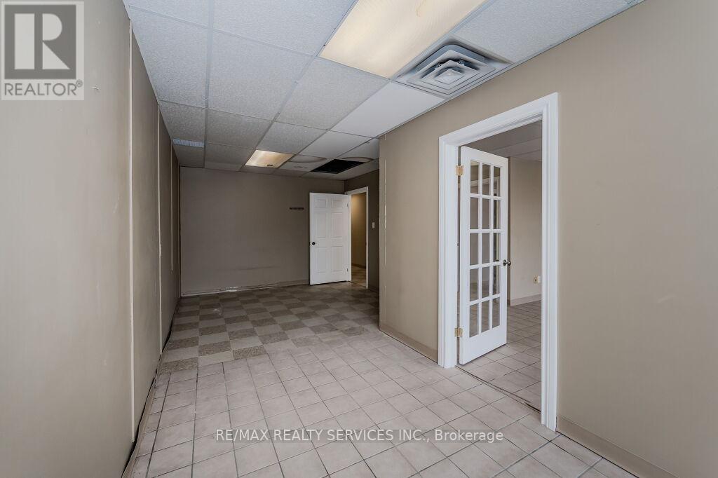 3590 Lobsinger Line, Woolwich, Ontario  N0B 2M0 - Photo 16 - X12102575