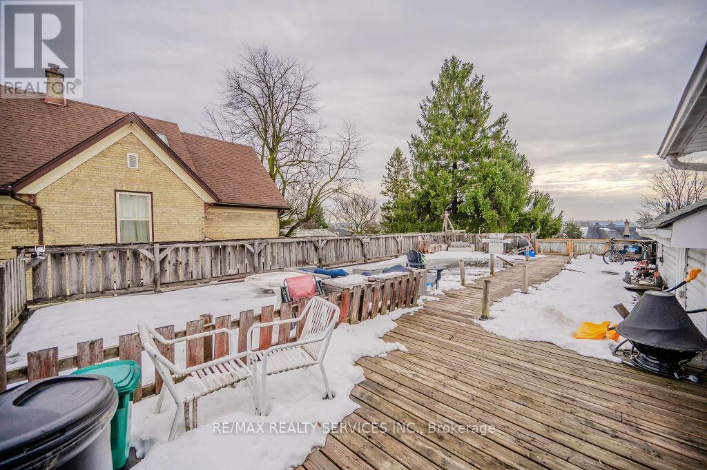 3590 Lobsinger Line, Woolwich, Ontario  N0B 2M0 - Photo 32 - X12102575
