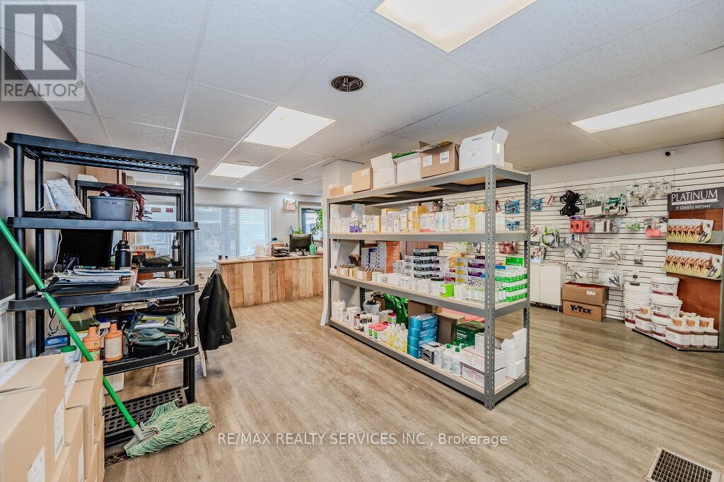 3590 Lobsinger Line, Woolwich, Ontario  N0B 2M0 - Photo 8 - X12102575