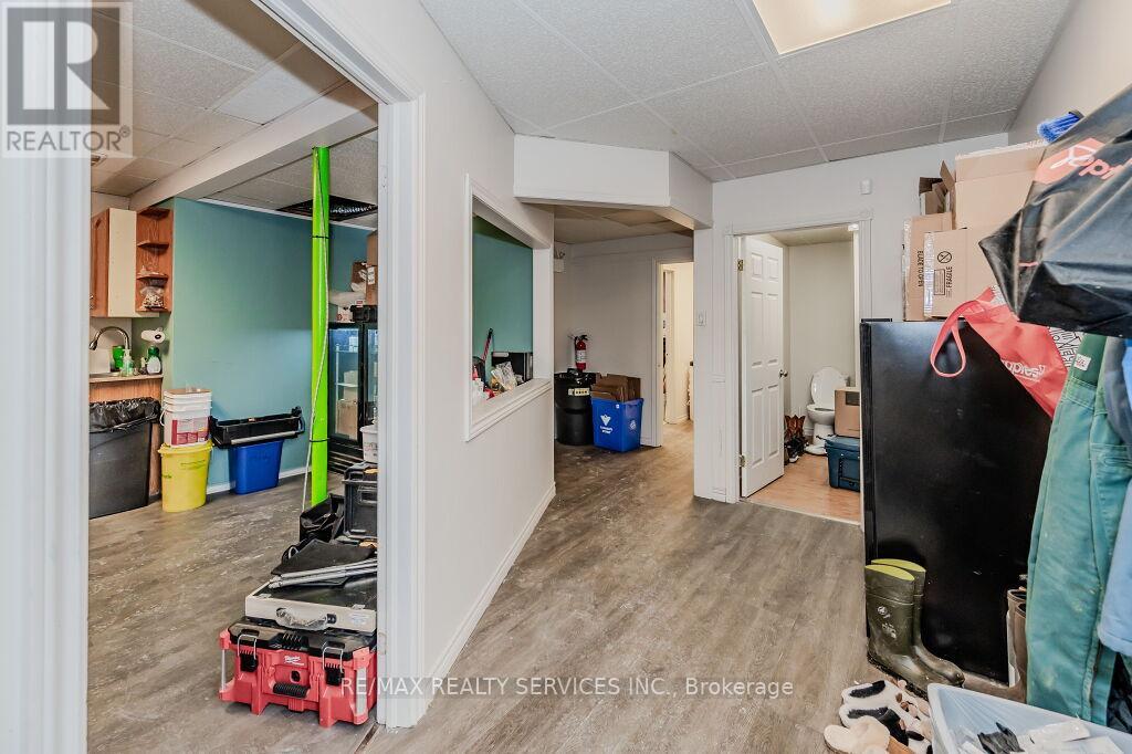 3590 Lobsinger Line, Woolwich, Ontario  N0B 2M0 - Photo 9 - X12102575