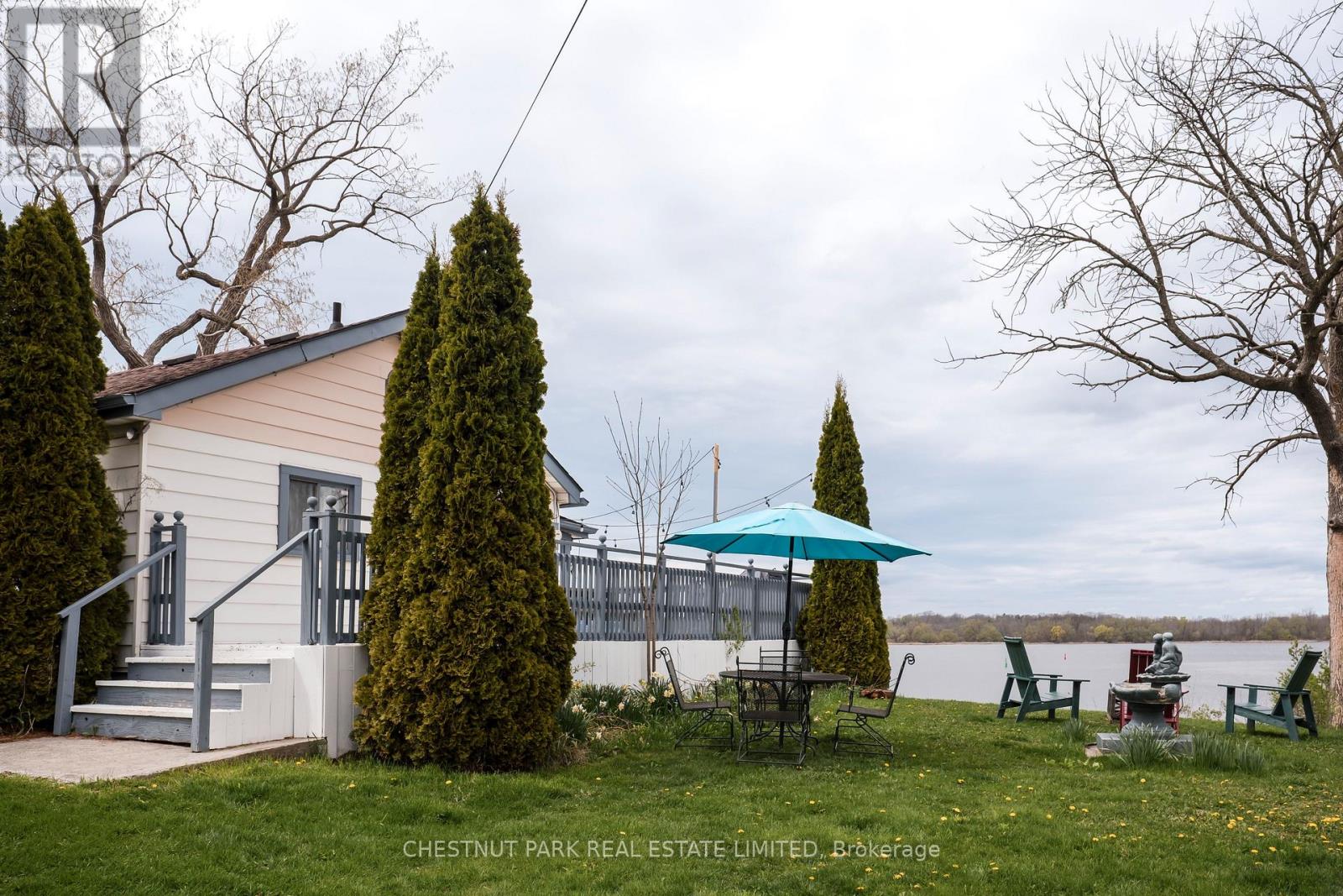 35 Narrows Lane, Prince Edward County, Ontario  K0K 2T0 - Photo 8 - X12102625