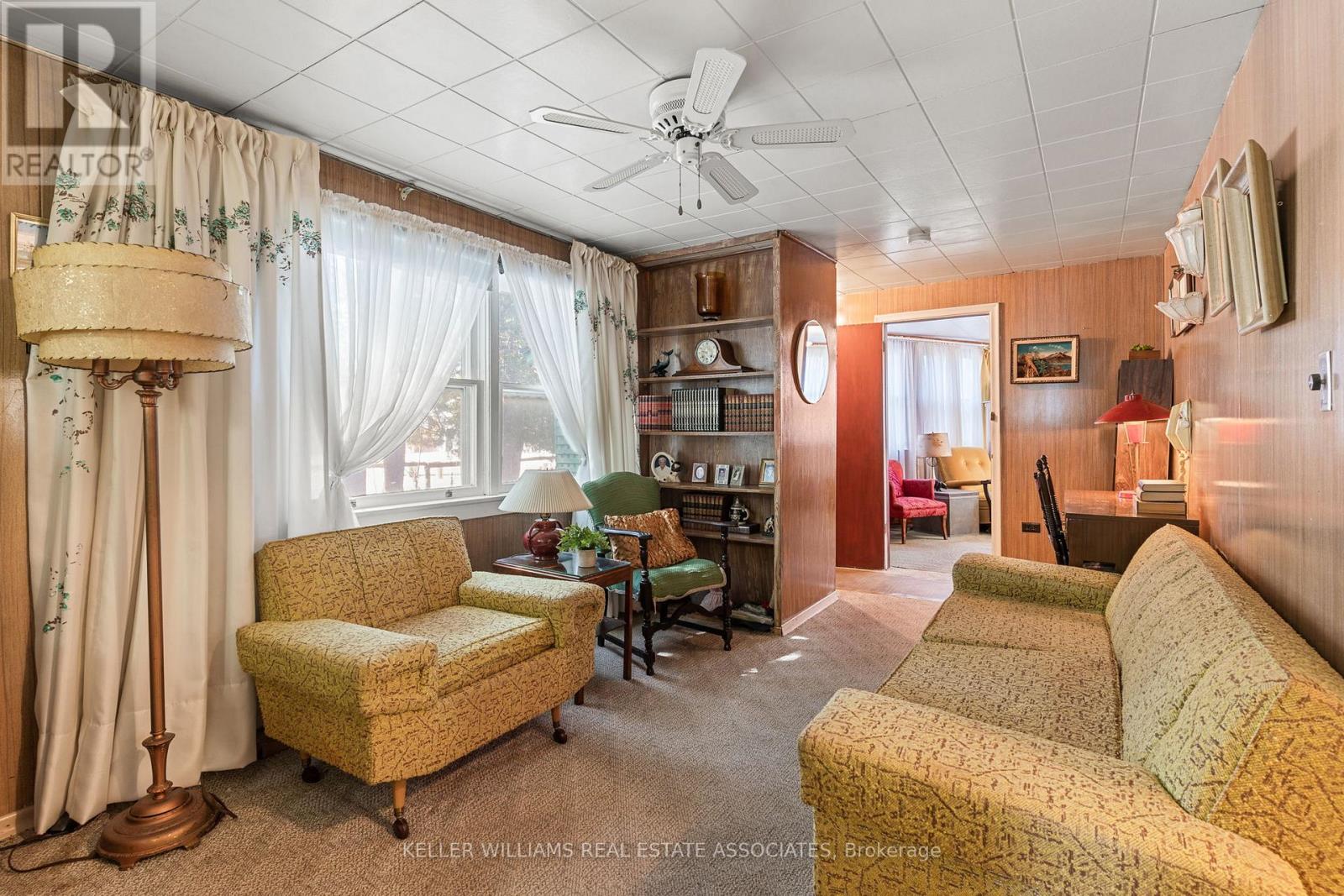 312 Main Street, South Bruce Peninsula, Ontario  N0H 2G0 - Photo 13 - X12102747