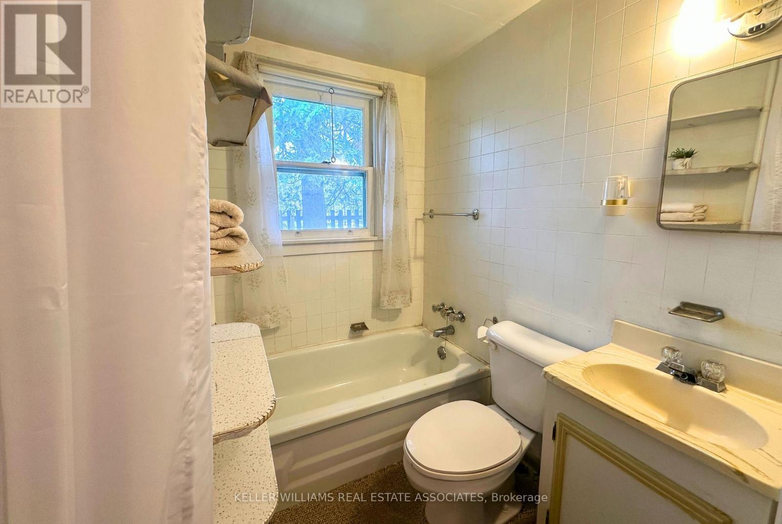 312 Main Street, South Bruce Peninsula, Ontario  N0H 2G0 - Photo 16 - X12102747