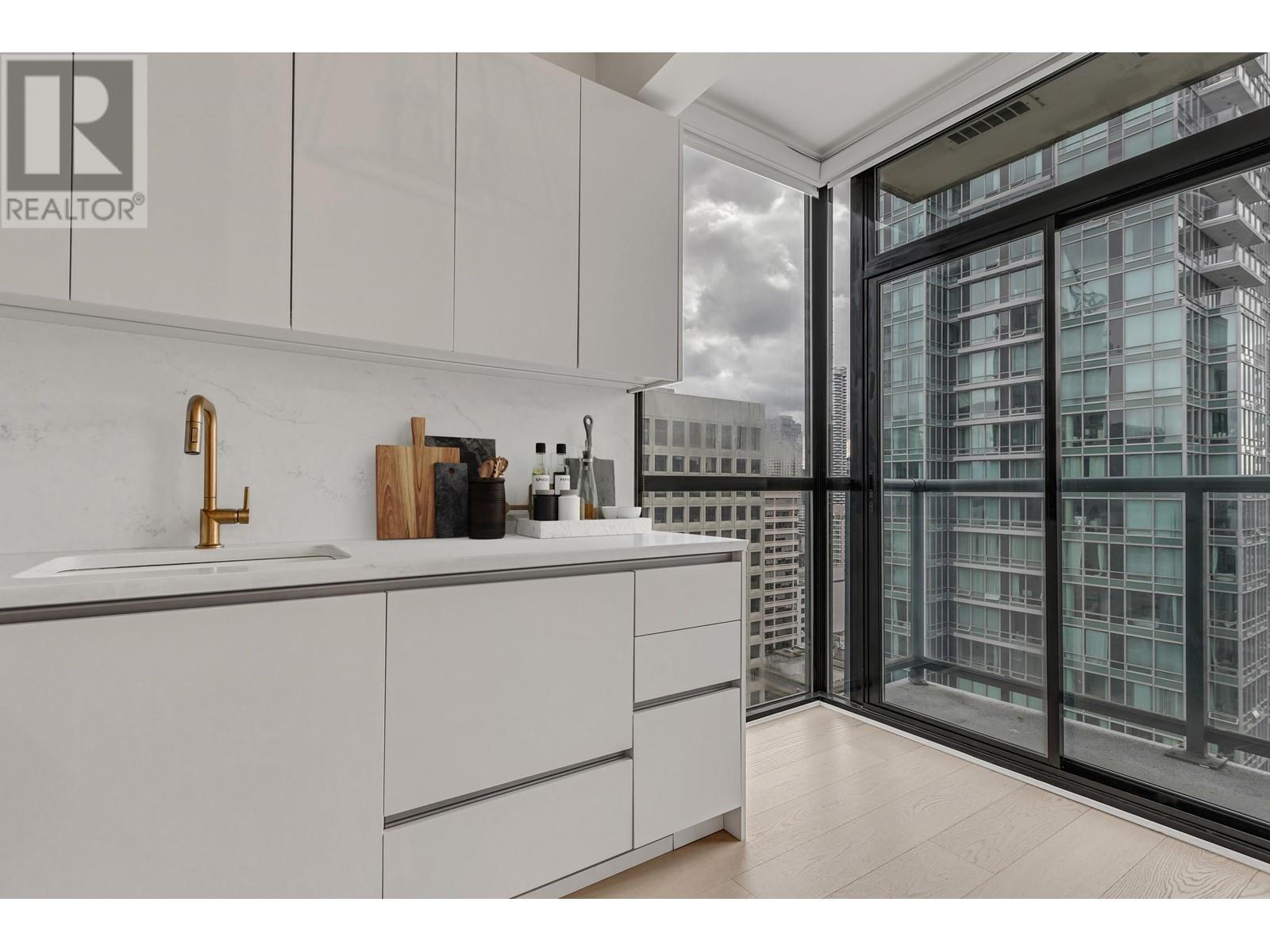 2402 1239 W Georgia Street, Vancouver, British Columbia  V6E 4R8 - Photo 10 - R2994169
