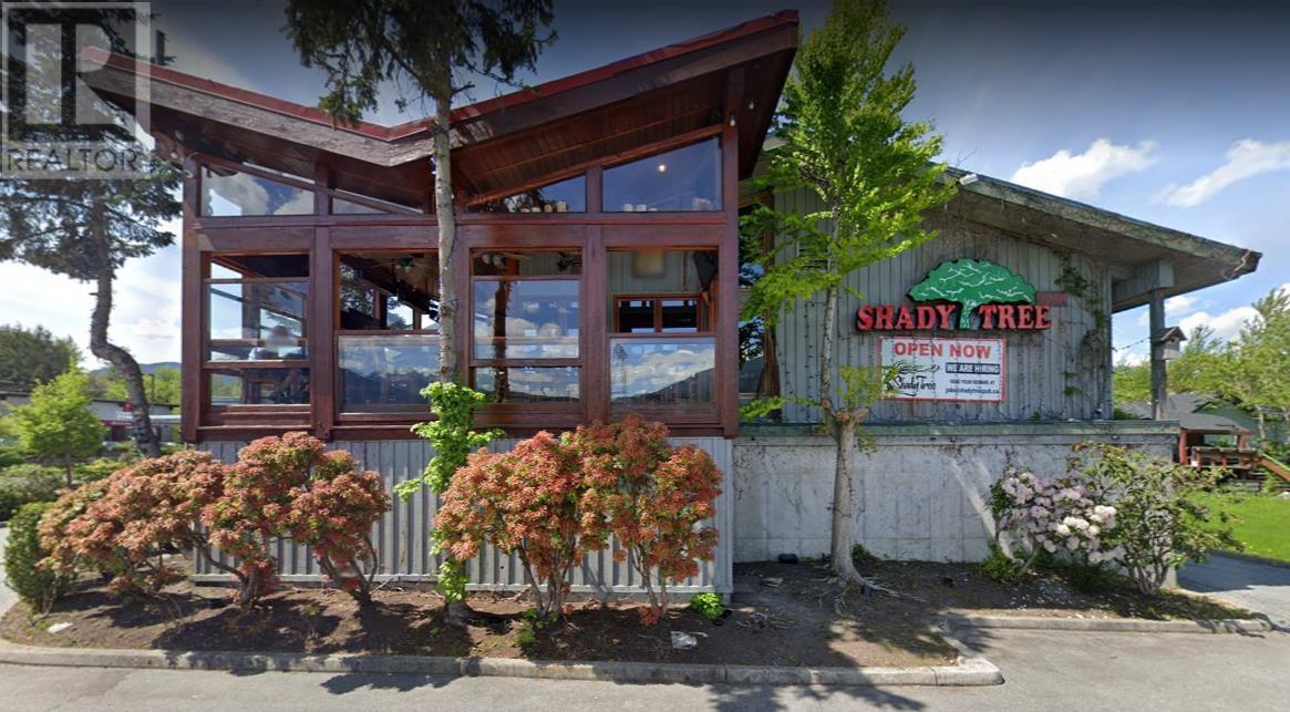 40452 Government Road, Squamish, British Columbia  V0N 1T0 - Photo 2 - C8068631