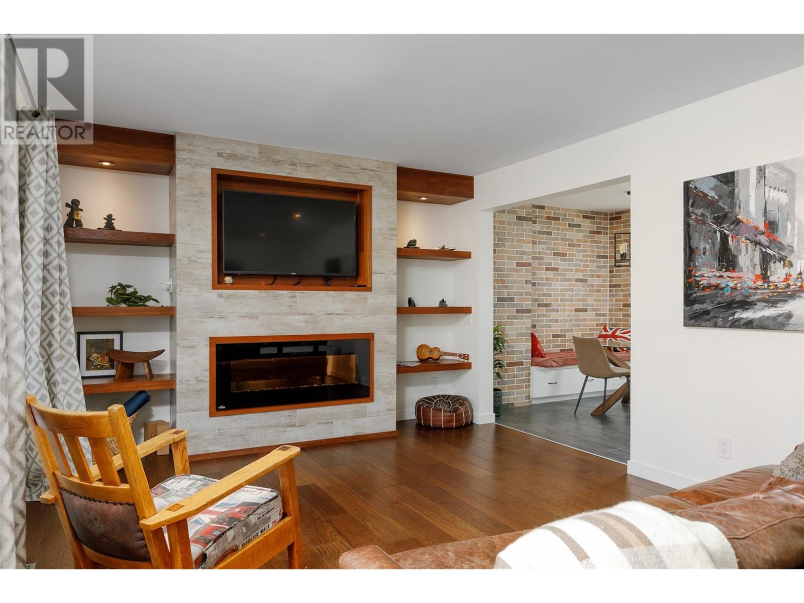 Property at 3355 McGinnis Road image 5