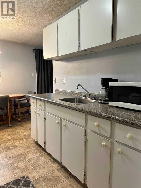 7, 7 Clearwater Crescent, Fort Mcmurray, Alberta  T9H 3Z9 - Photo 8 - A2190027