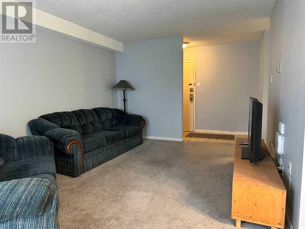 7, 7 Clearwater Crescent, Fort Mcmurray, Alberta  T9H 3Z9 - Photo 4 - A2190027