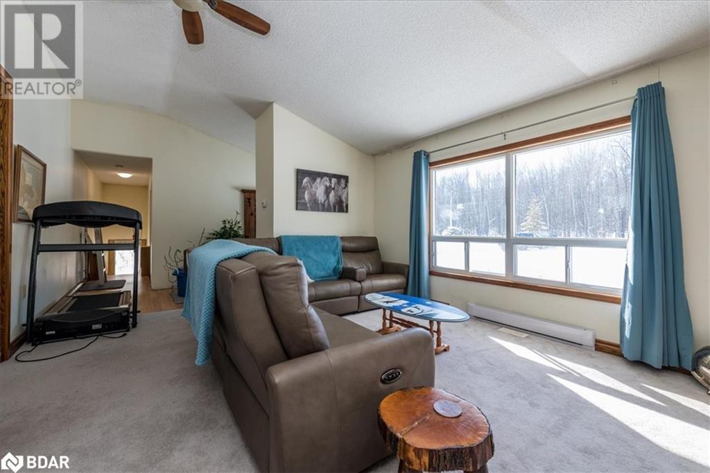 Property at 4051 GLEN CEDAR Drive image 3