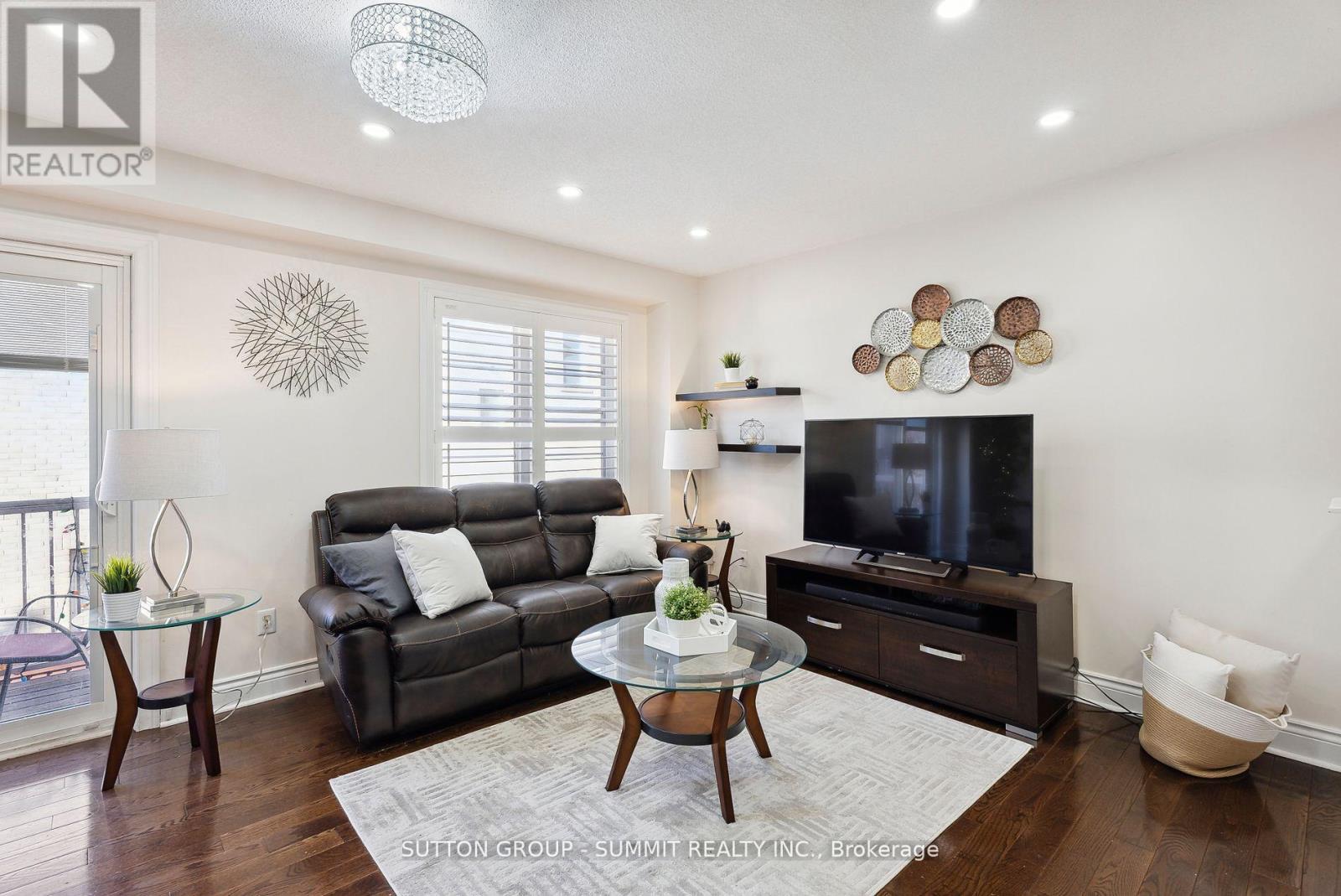 20 Lawrencetown Street, Ajax, Ontario  L1S 0B8 - Photo 8 - E12102755