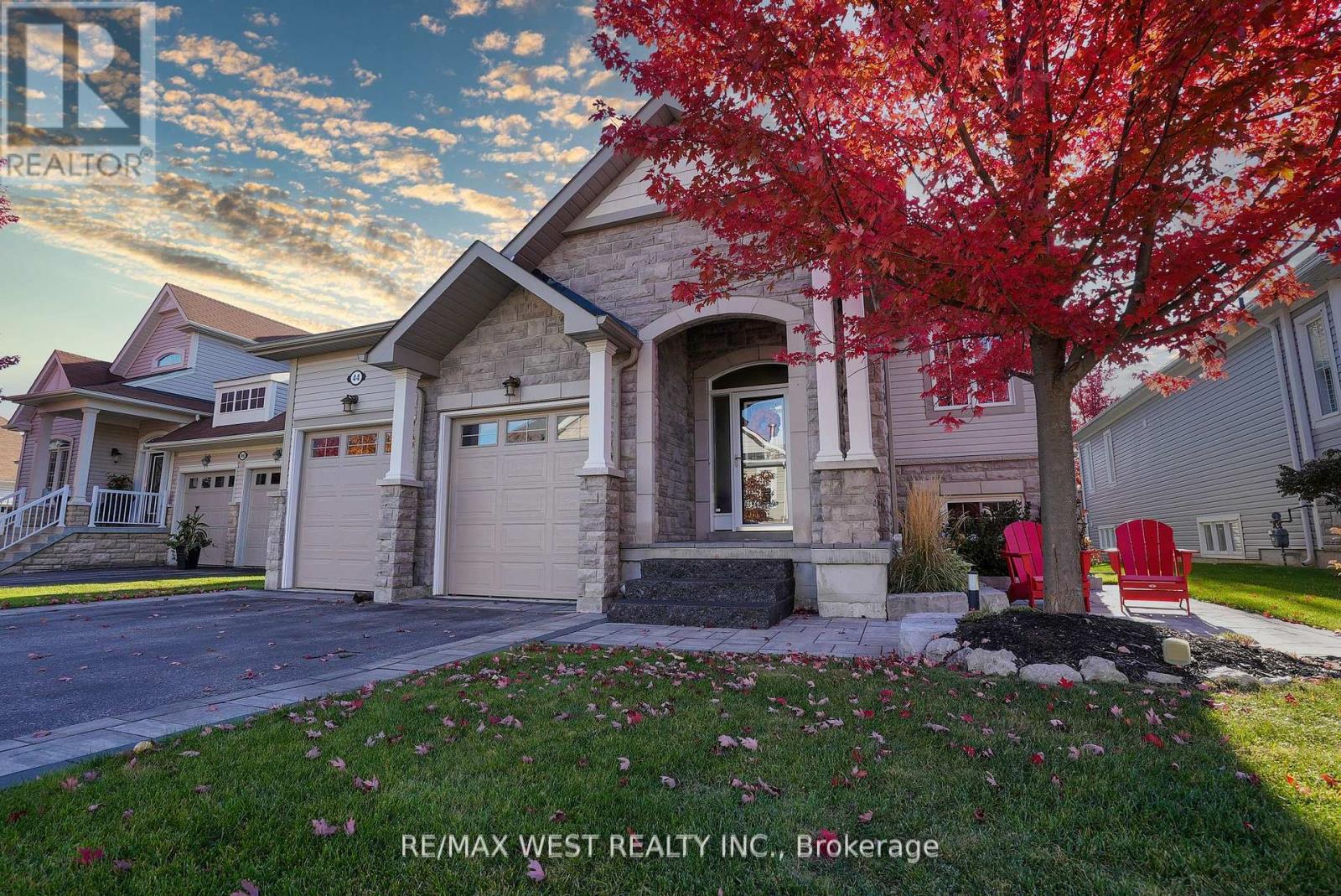 Property at 44 STARBOARD CIRCLE image 4