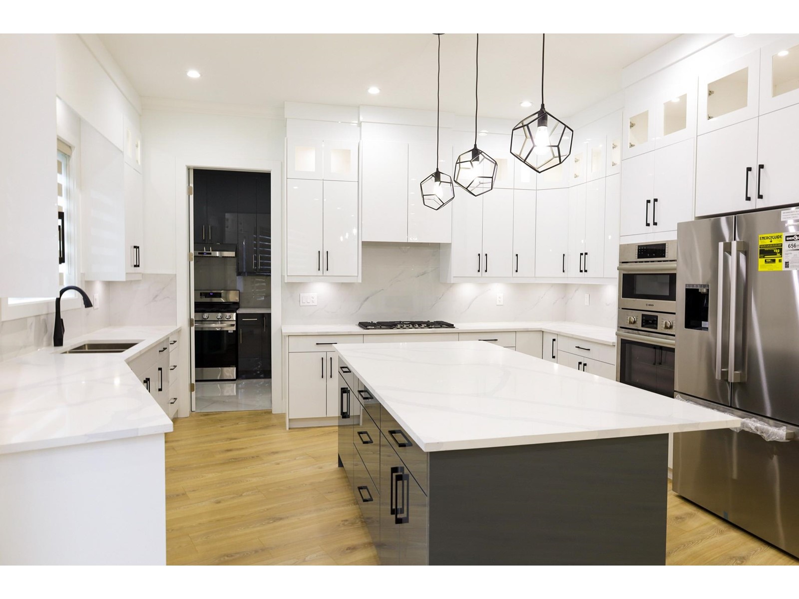 9965 173b Street, Surrey, British Columbia  V3S 4B1 - Photo 5 - R2994196