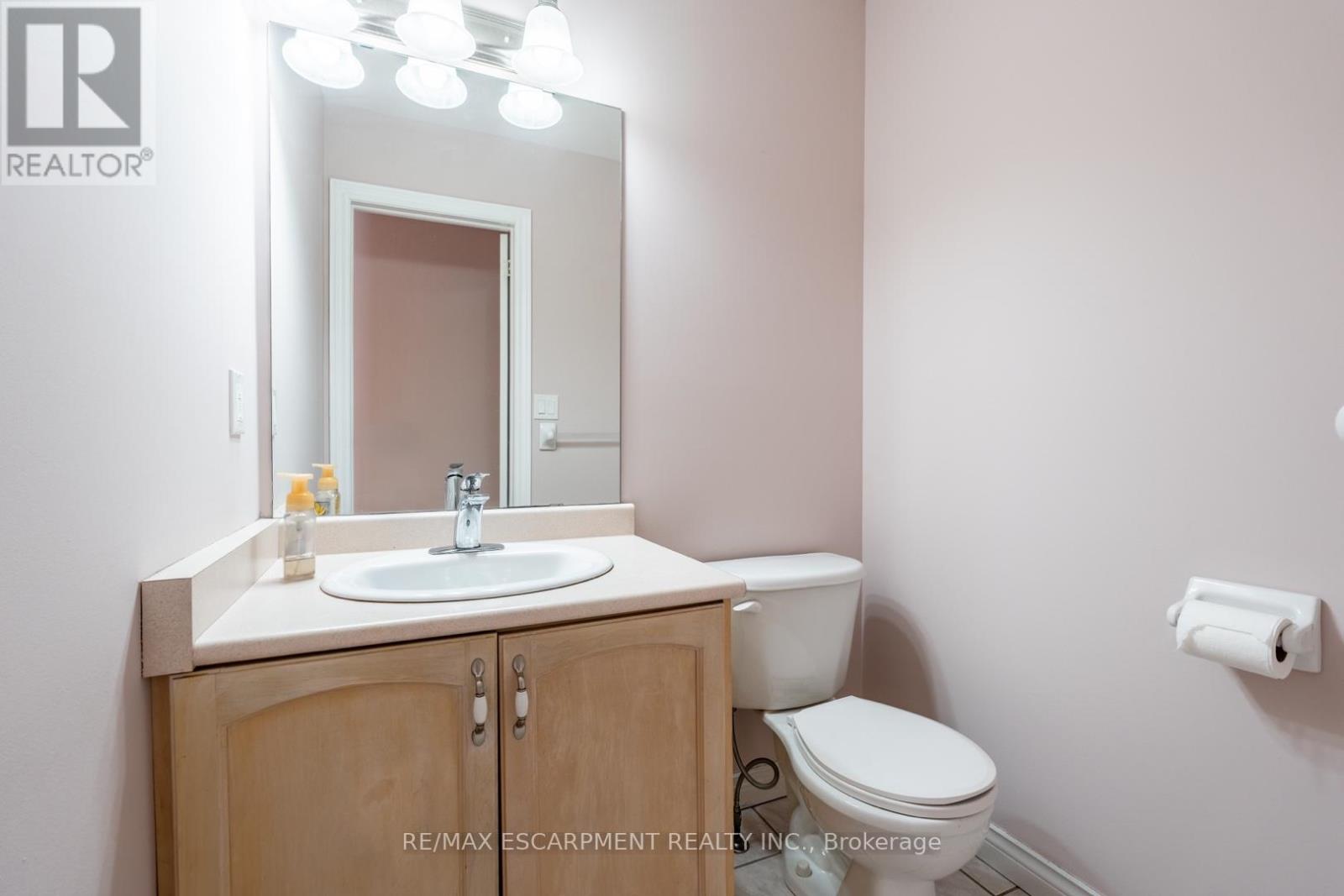 3 Resolute Drive, Hamilton, Ontario  L9A 5J6 - Photo 17 - X12102770