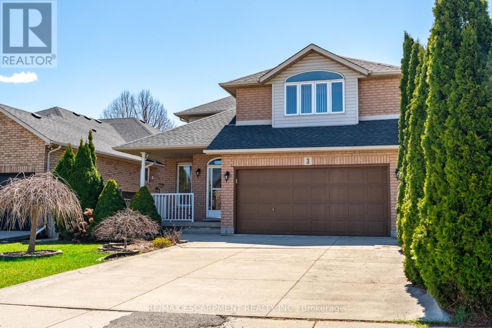 3 Resolute Drive, Hamilton, Ontario  L9A 5J6 - Photo 2 - X12102770