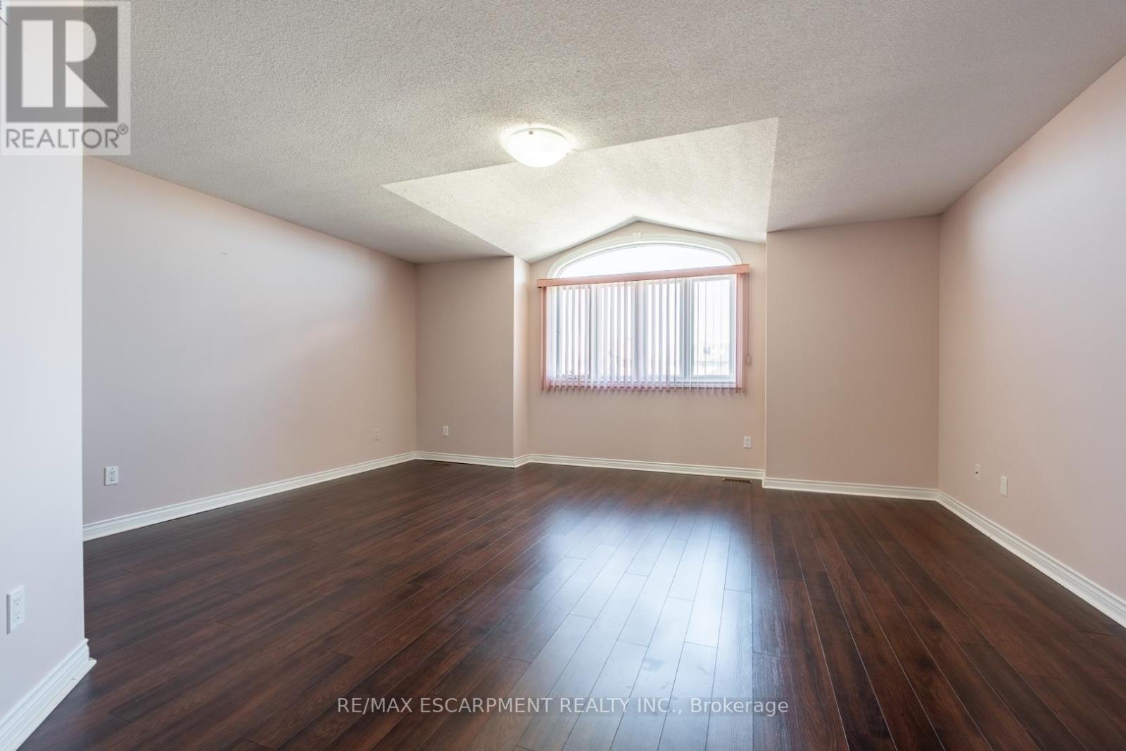 3 Resolute Drive, Hamilton, Ontario  L9A 5J6 - Photo 21 - X12102770