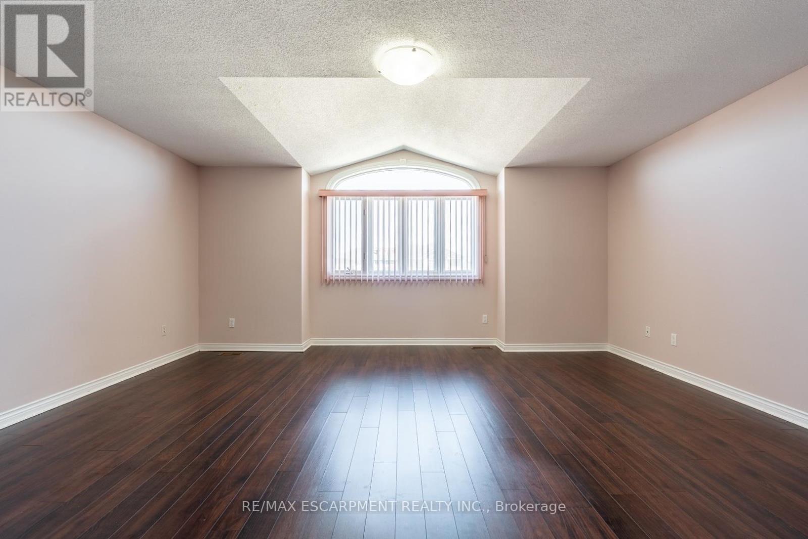 3 Resolute Drive, Hamilton, Ontario  L9A 5J6 - Photo 24 - X12102770