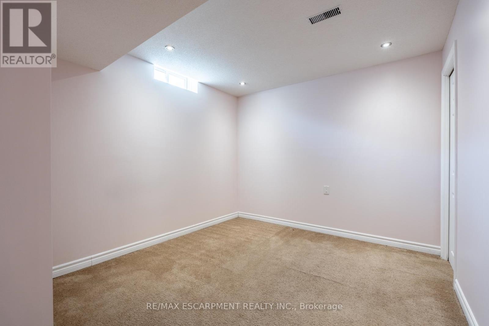 3 Resolute Drive, Hamilton, Ontario  L9A 5J6 - Photo 40 - X12102770