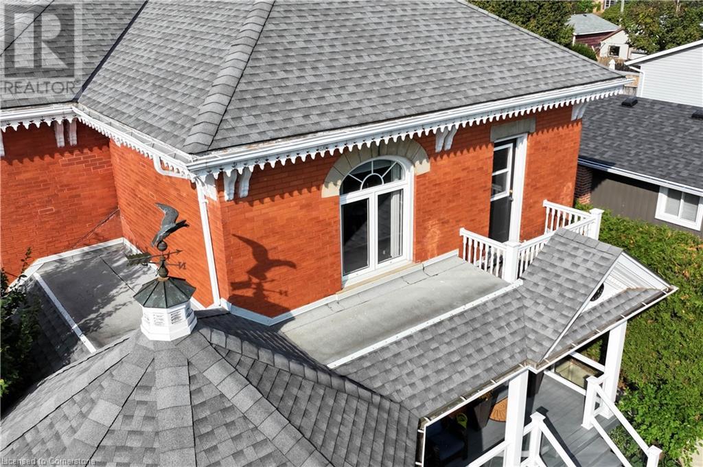 Property at 37 JOHN Street image 4