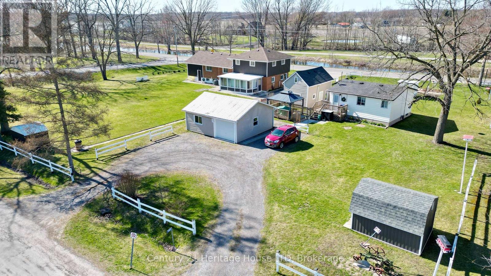 Property at 31969 FEEDER ROAD W image 4