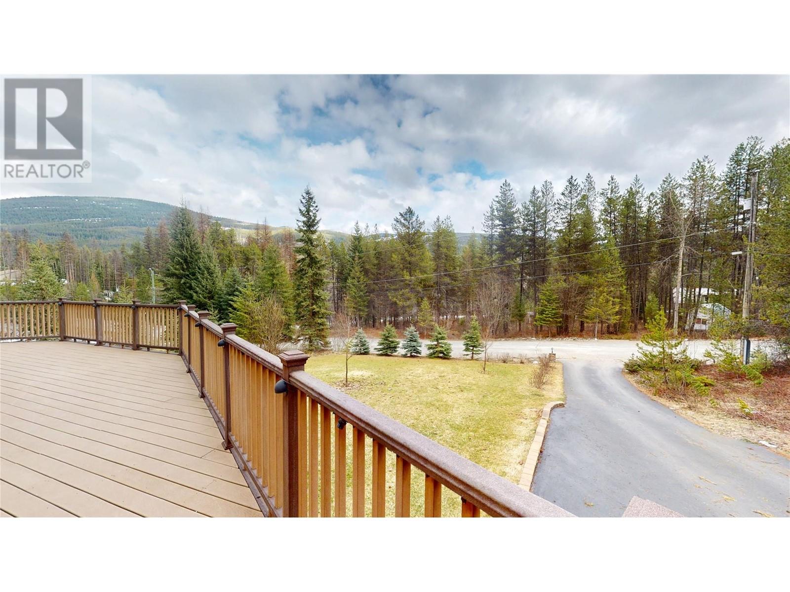 9875 Esquire Road, Moyie, British Columbia  V0B 2A0 - Photo 39 - 10341458