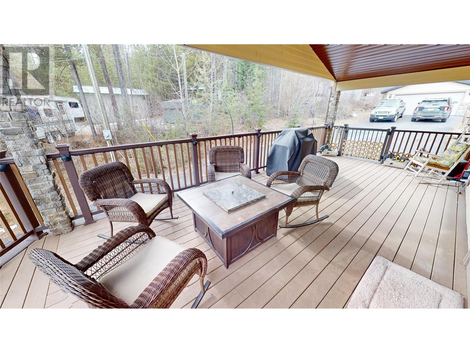 9875 Esquire Road, Moyie, British Columbia  V0B 2A0 - Photo 37 - 10341458