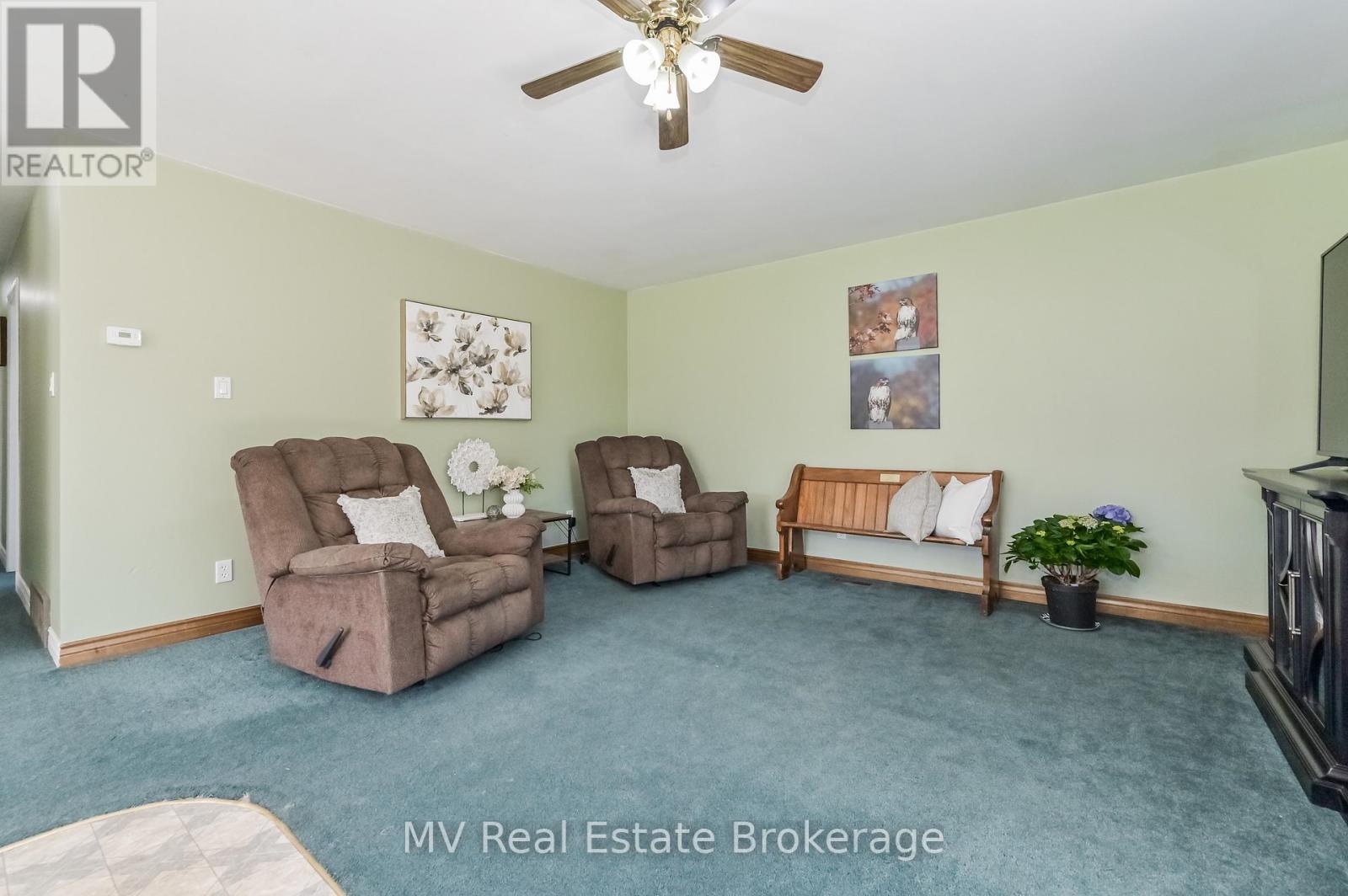 25 Graham Street W, Mapleton, Ontario  N0B 1A0 - Photo 15 - X12102814