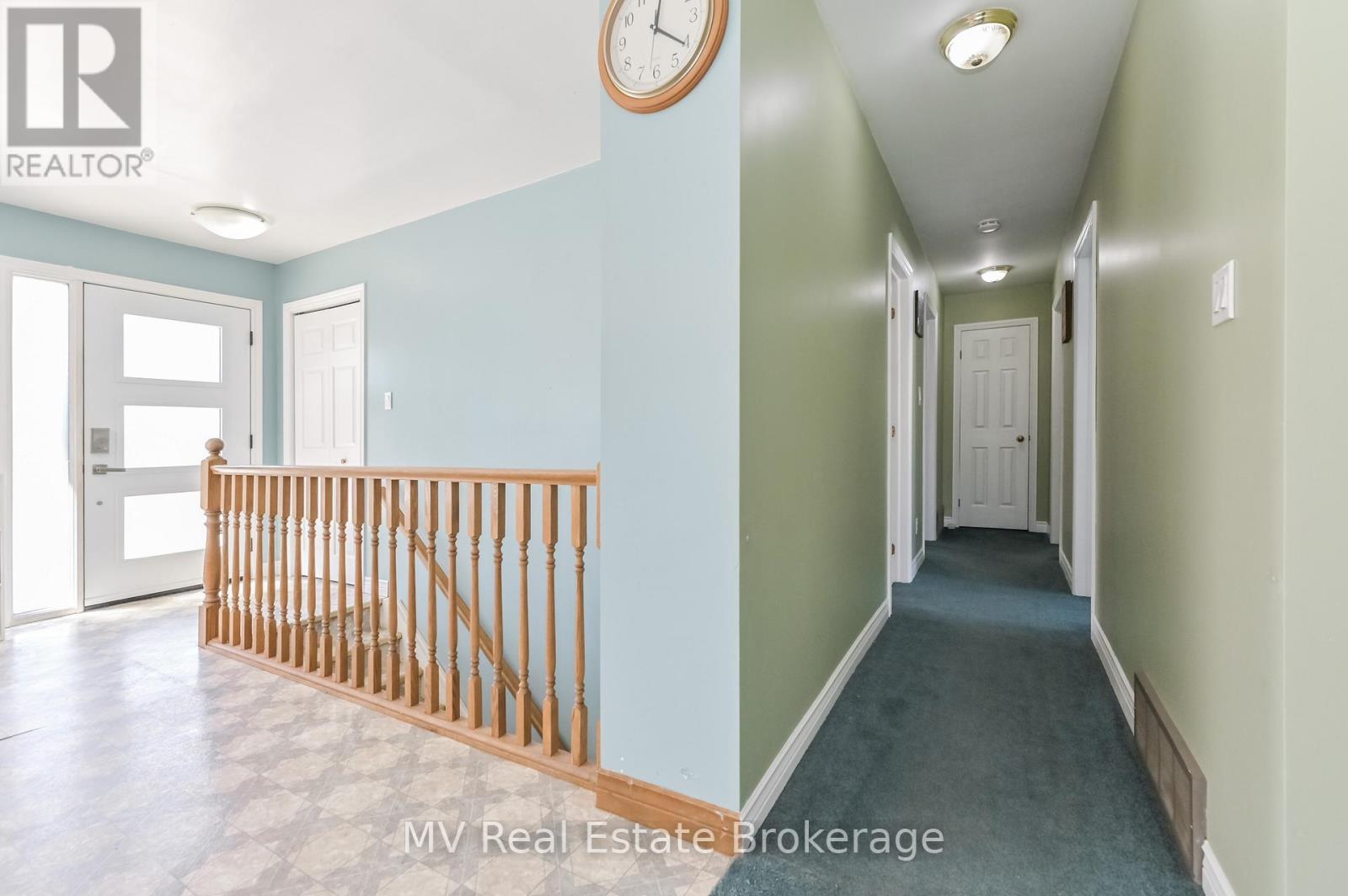 25 Graham Street W, Mapleton, Ontario  N0B 1A0 - Photo 19 - X12102814