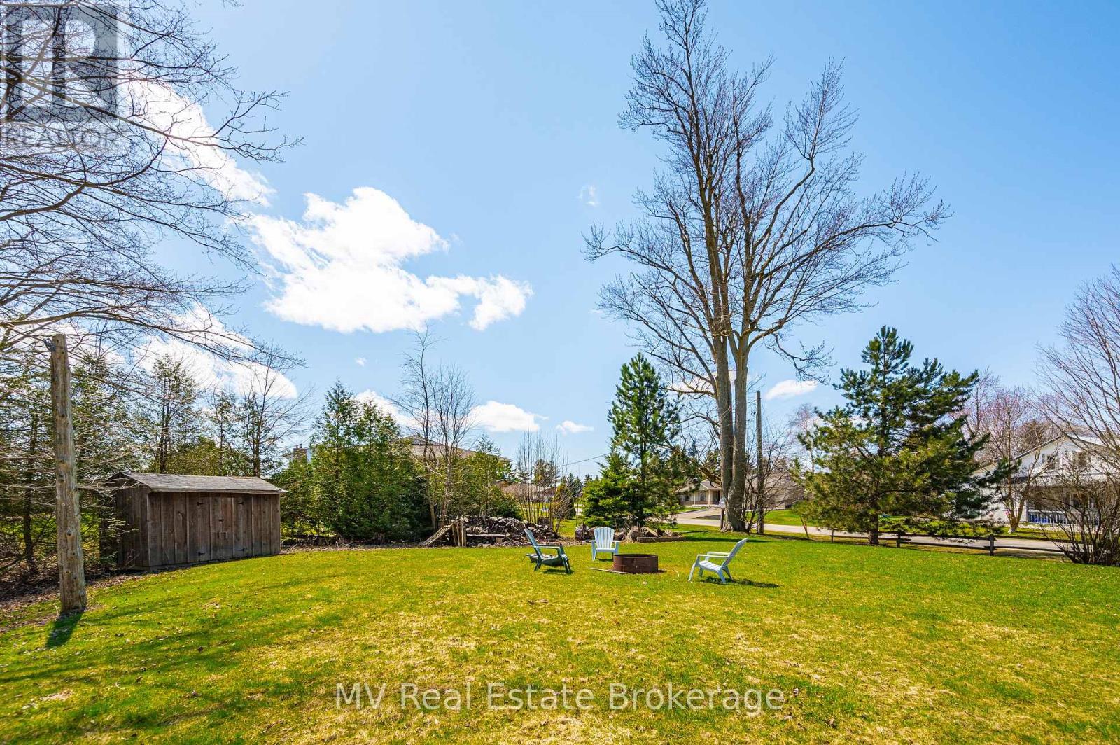25 Graham Street W, Mapleton, Ontario  N0B 1A0 - Photo 38 - X12102814