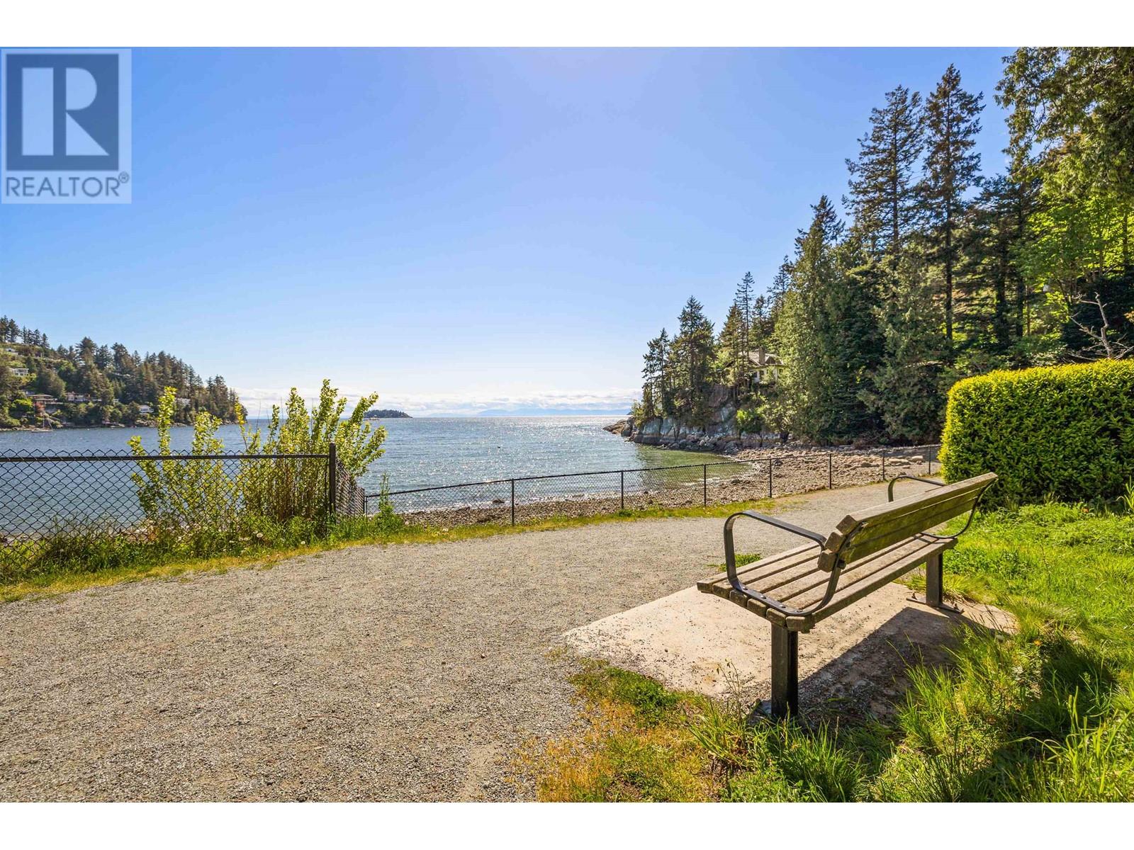 6912 Marine Drive, West Vancouver, British Columbia  V7W 2K3 - Photo 11 - R2994152