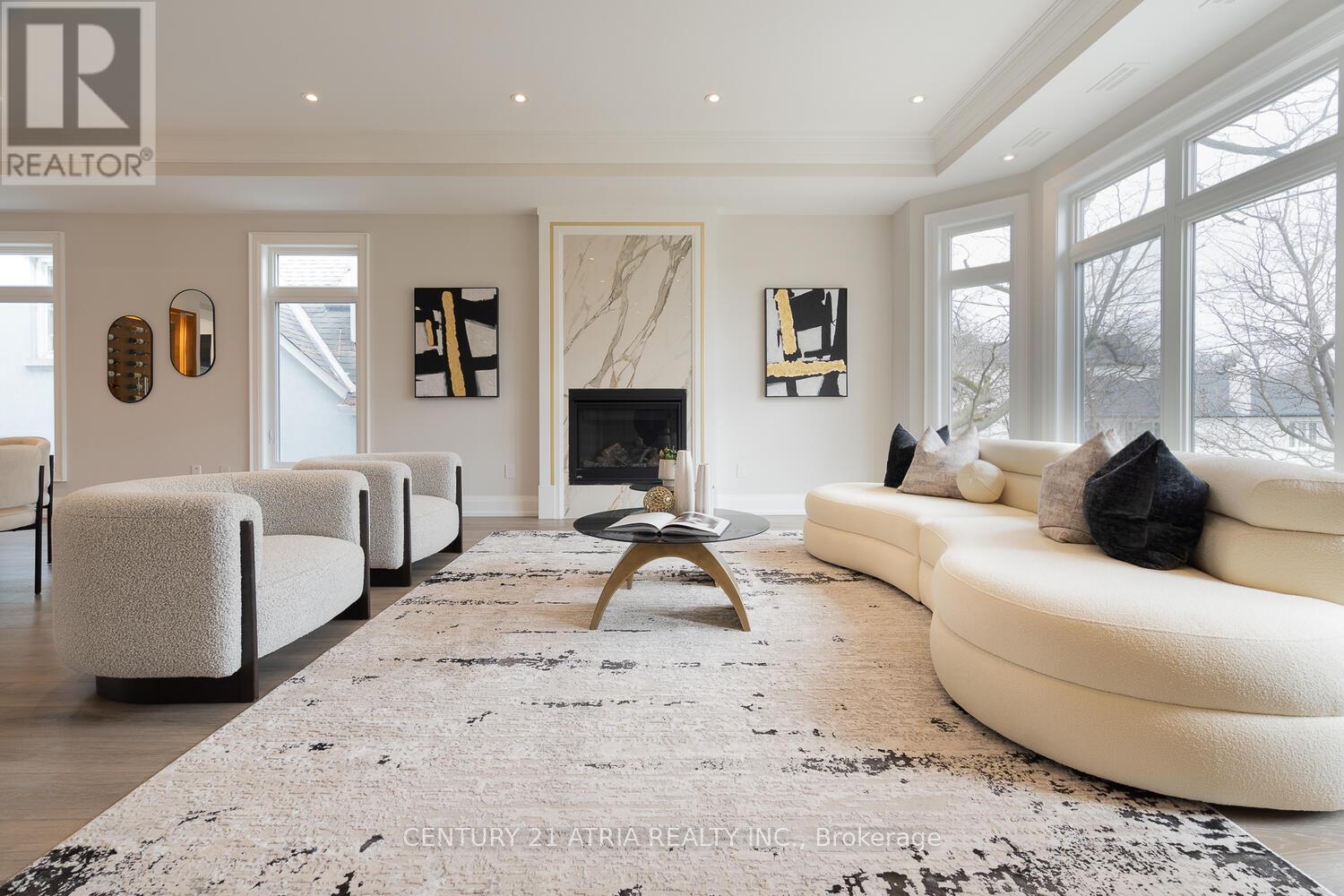 Property at 106 ALLINGHAM GARDENS image 3