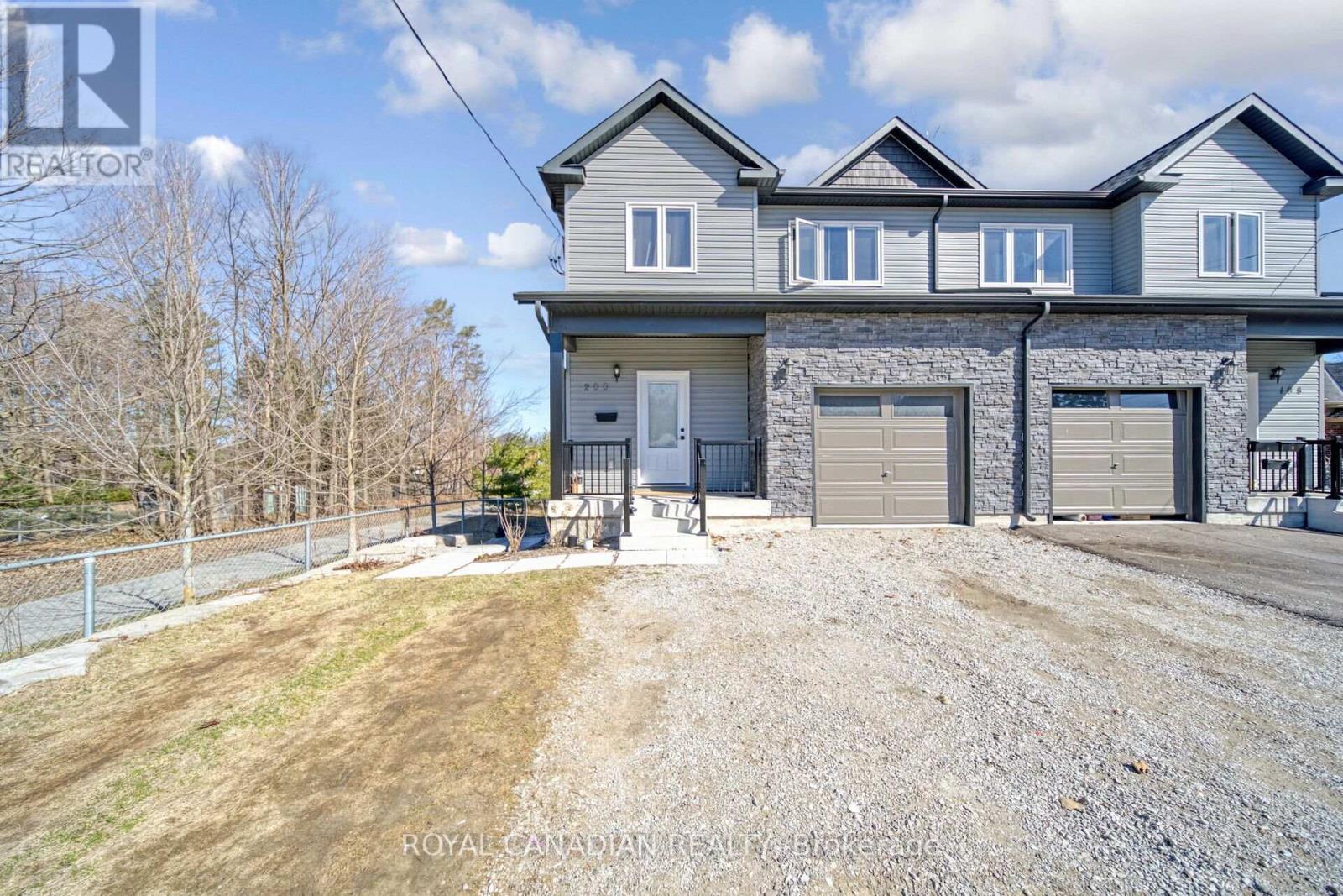 Property at 200 ARDAGH ROAD W image 3